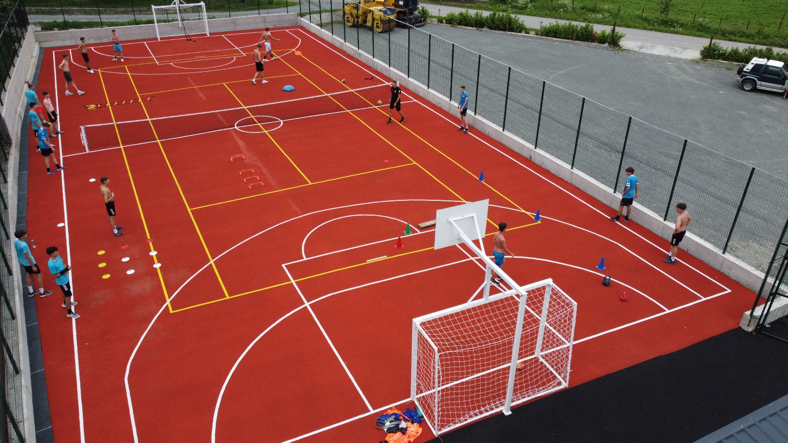 Teren de tenis la Podina Resort